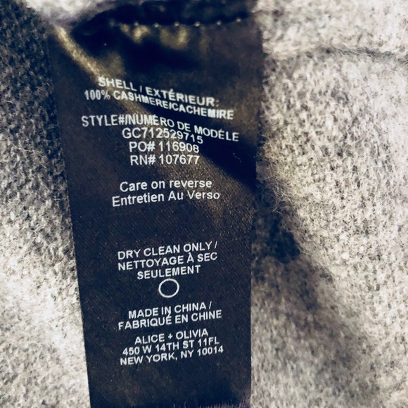 Alice + Olivia 100% Cashmere Hooded Sweater, XL - Picture 3 of 4